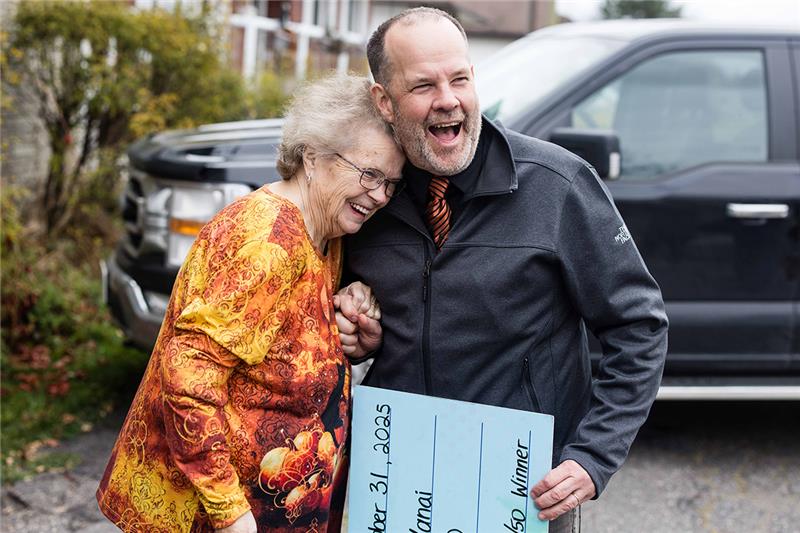 Thunder Bay's Sharon Badanai Wins $2.6 Million in October Thunder Bay 50/50 Draw